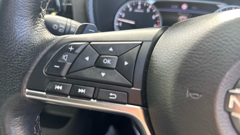 Nissan Juke 1.0 DiG-T 114 Tekna+ 5dr DCT Petrol Hatchback